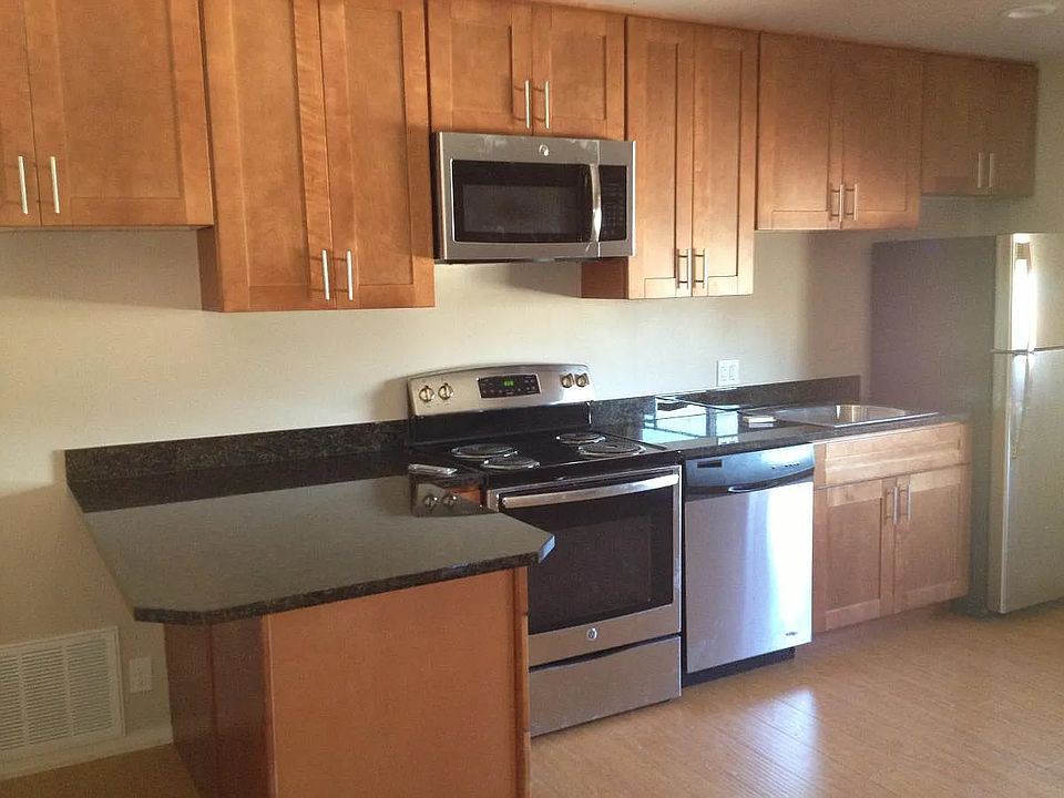 1st image of 688 N 11th St Unit 2