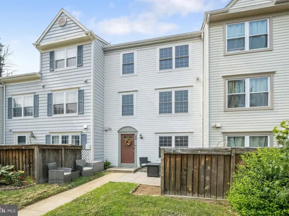 29 Highstream Ct #1027, Germantown, MD 20874