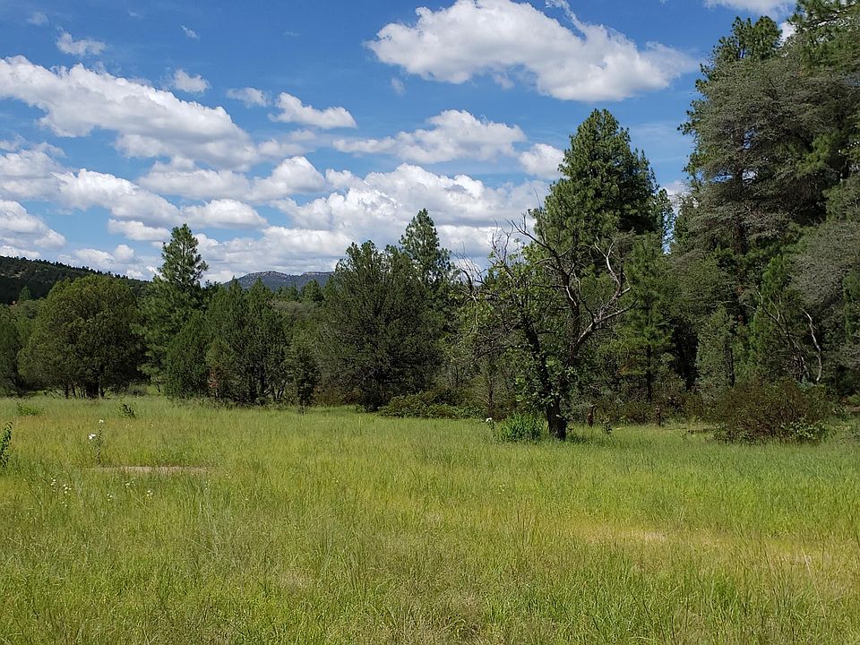 2nd image of 260 E Cline Xing