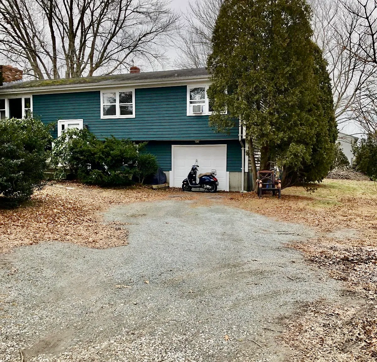 1069 Green End Ave — Photo 1