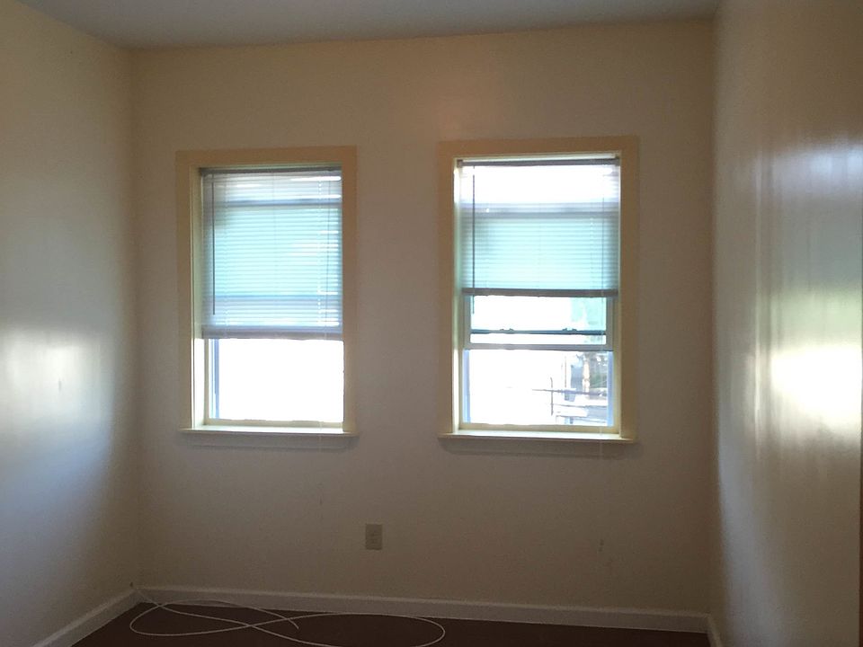 2nd image of 1940 70th St