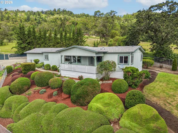 199 NW Cordelia Ct, Roseburg, OR 97471