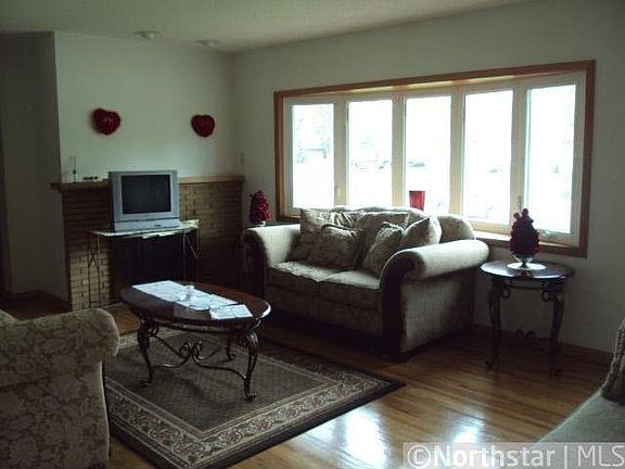 3rd image of 3605 Admiral Lane N