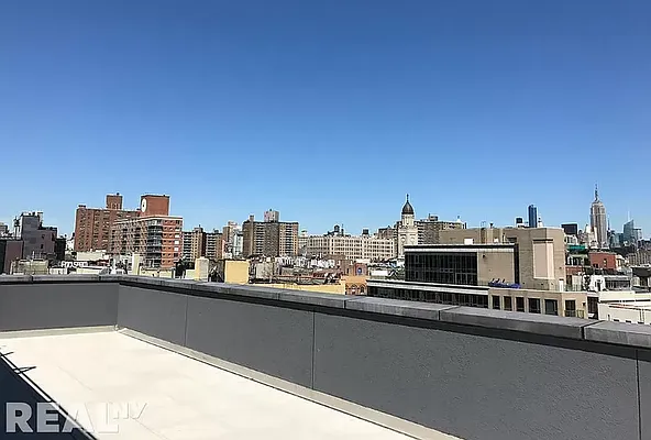 Rented by REAL New York | media 18