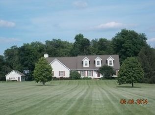 12360 Cemetery Rd, Argenta, IL 62501