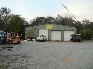 65 Jackson St, Elmore, AL 36025