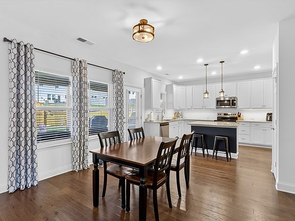 5th image of 140 Sherringham Way
