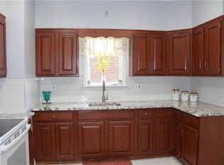 832 W Milton St, Easton, PA 18042