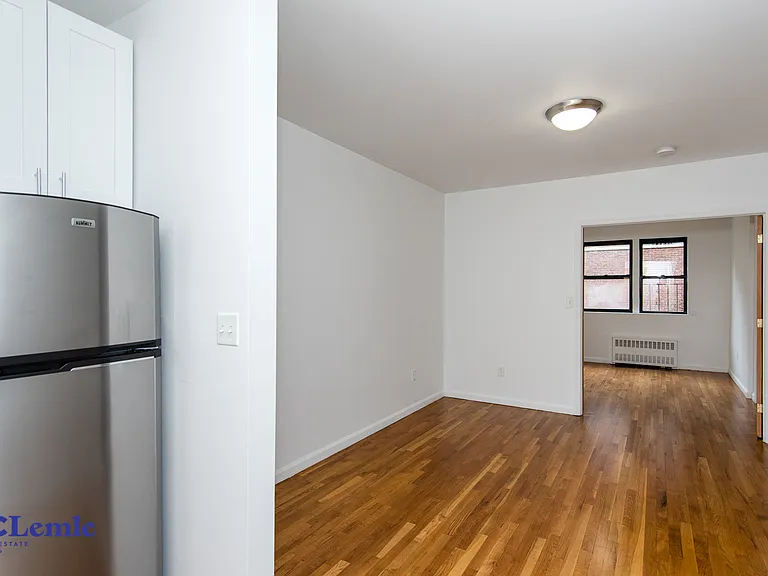 410 E 78th St #2RE — Photo 6
