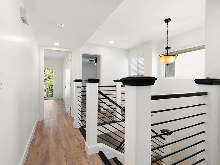 844 Mola Vista Way #844 — Photo 21