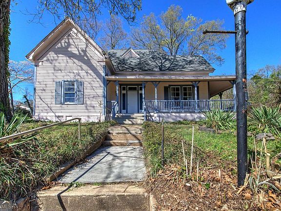 5th image of 18 Cherokee St SW