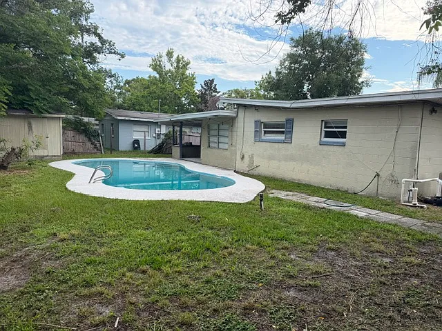 2846 Hertha Ave — Photo 2