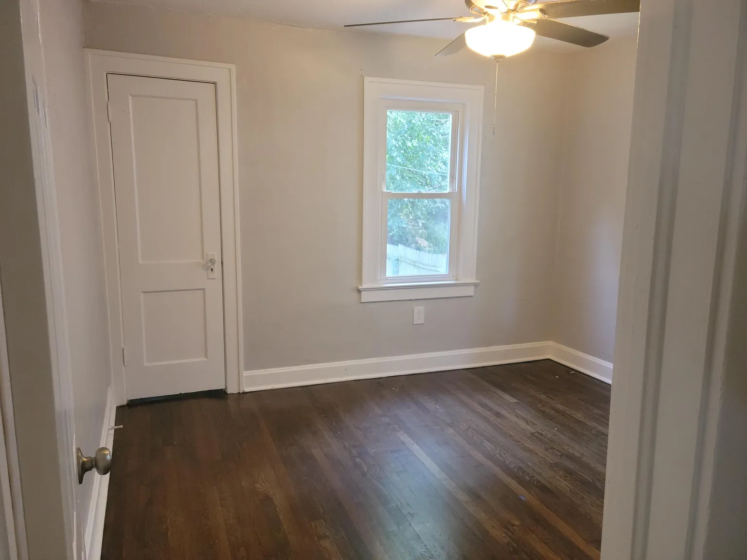 2 bed, 844 sqft, $1,060 — Photo 3