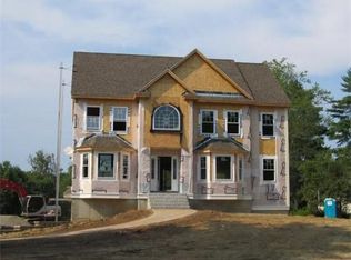 203 Forest St, Middleton, MA 01949