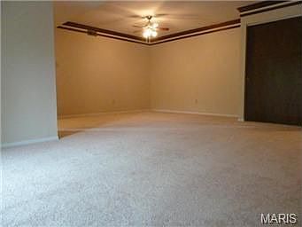 4th image of 647 Rosetta Dr APT G