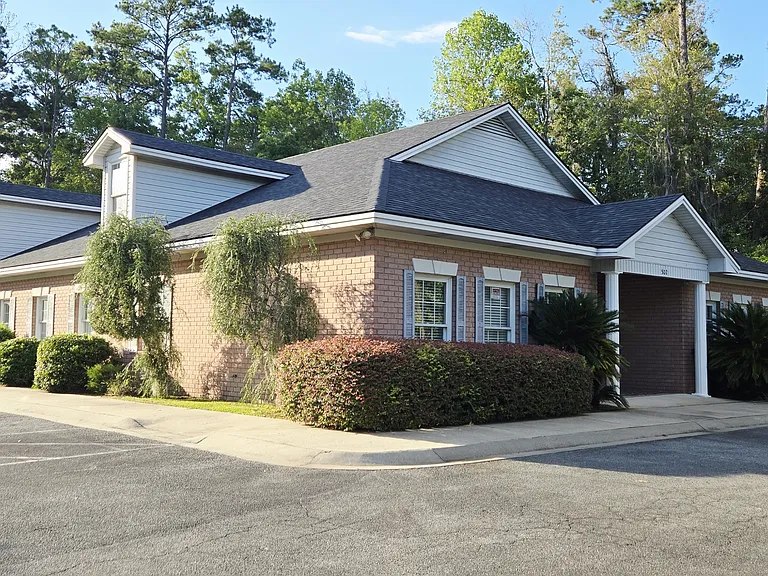 502 E General Stewart Way #1 — Photo 2