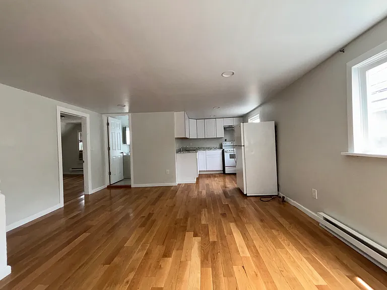 249 Rutter Ave #3 — Photo 6