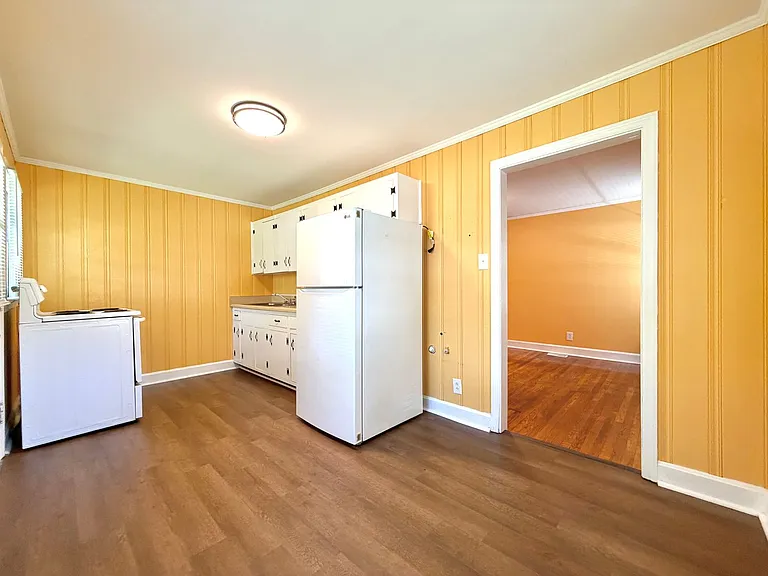 857 Greenwood Ave — Photo 7