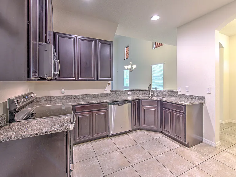 2111 Broadway View Ave — Photo 5