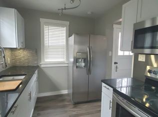 124 Monroe St, Sheboygan Falls, WI 53085