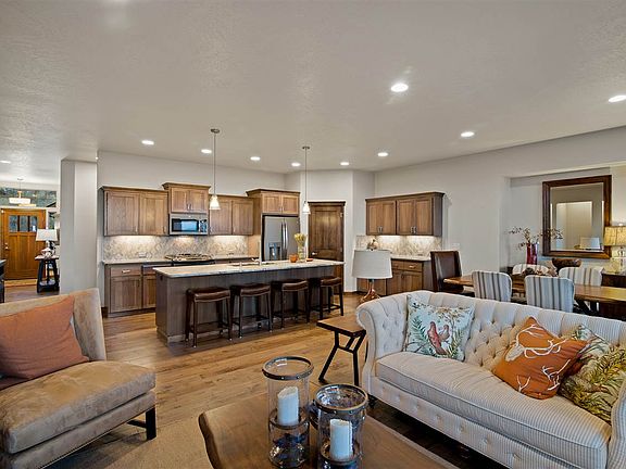 3rd image of 8914 E Woodside Ln