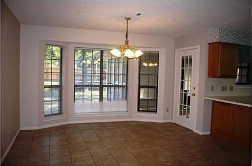 3rd image of 3113 Manorwood Dr