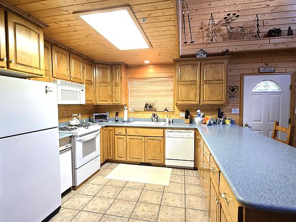 5th image of 650 S Ridge Point Dr