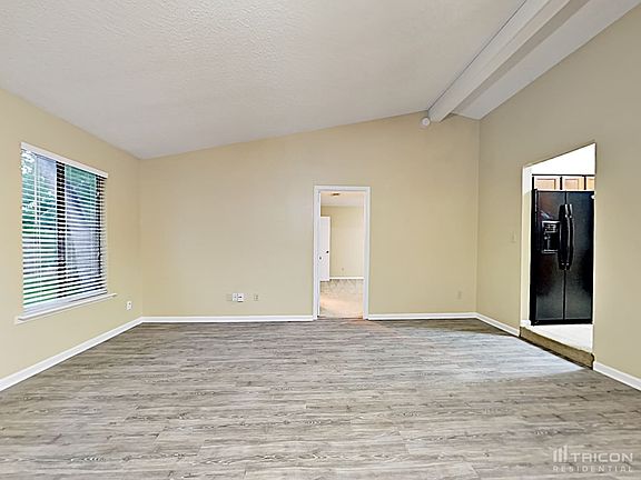 5th image of 4733 N Mandarin Station Dr