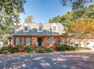 8 New Bern Sq, Greensboro, NC 27408
