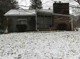 306 North St, Chagrin Falls, OH