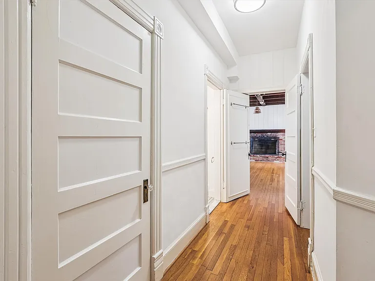 1200 N Cleveland St — Photo 14