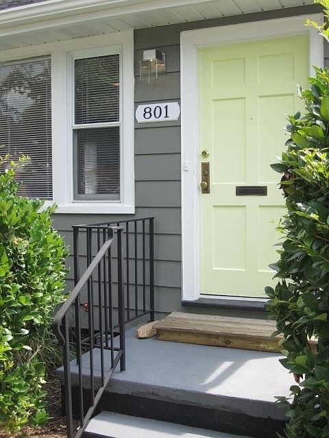 1st image of 801 N 33rd St