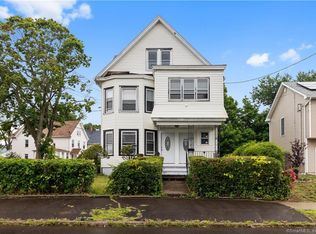 537 1st Ave, West Haven, CT 06516