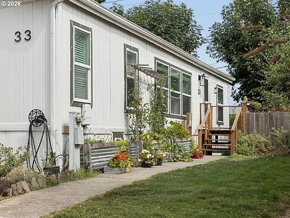 2nd image of 3201 NE 223rd Ave Unit 33