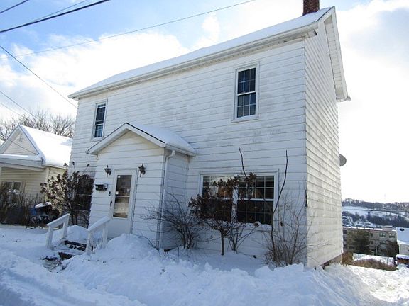 2nd image of 116 Terrace St