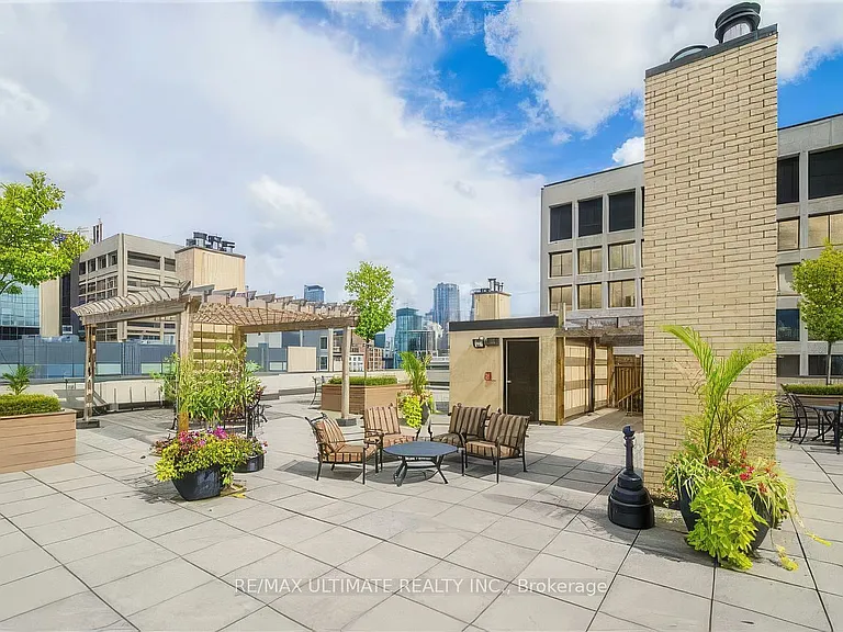 195 Saint Patrick St #708 — Photo 29