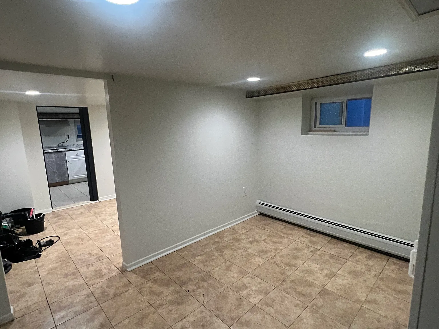 2 bed, 1880 sqft, $2,100 — Photo 3