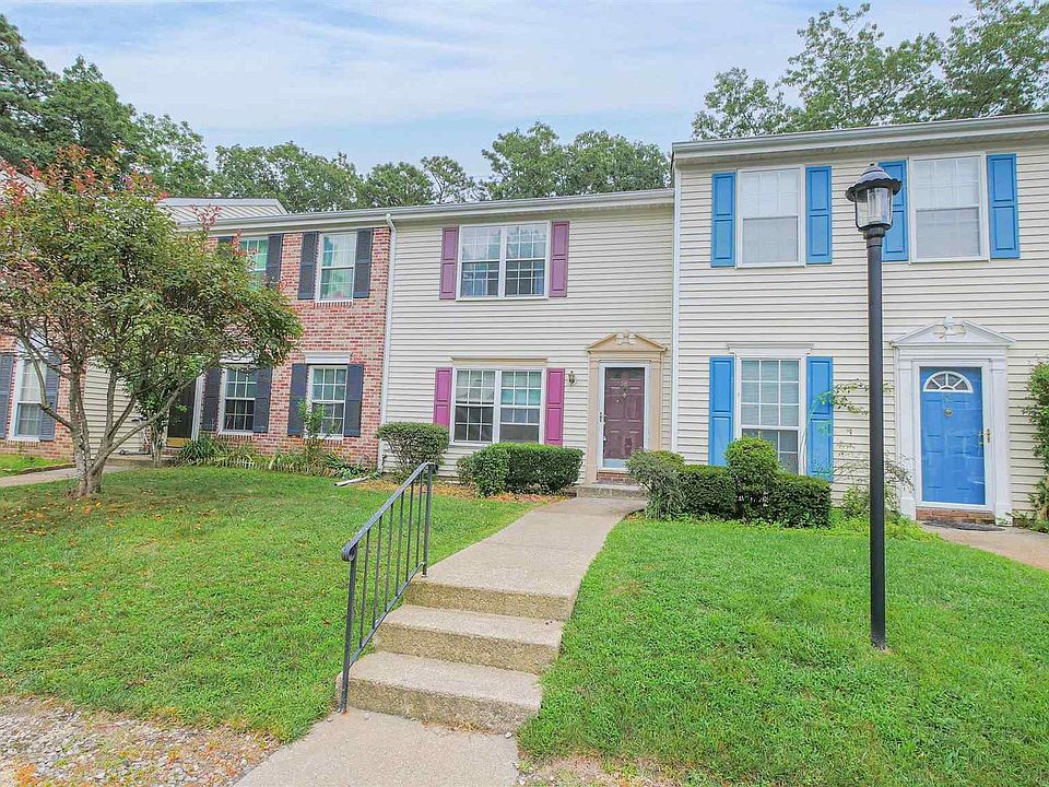 1st image of 98 Shawnee Pl #98