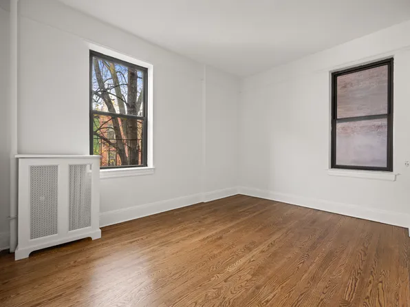 175 Amity Street image 5 of 6