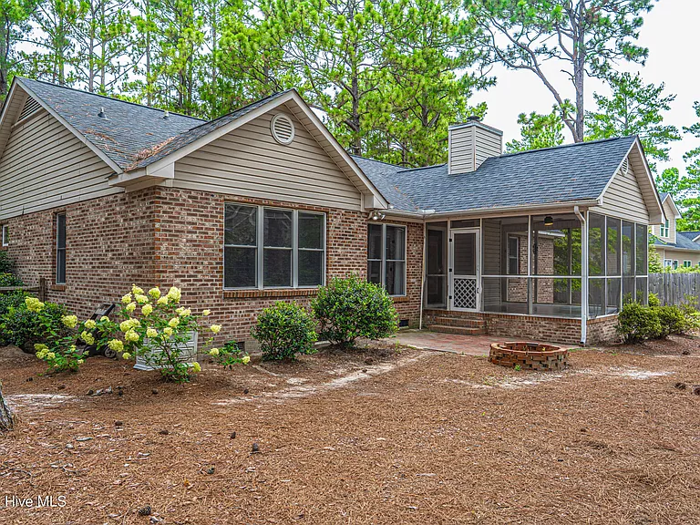 104 Juniper Creek Blvd — Photo 44