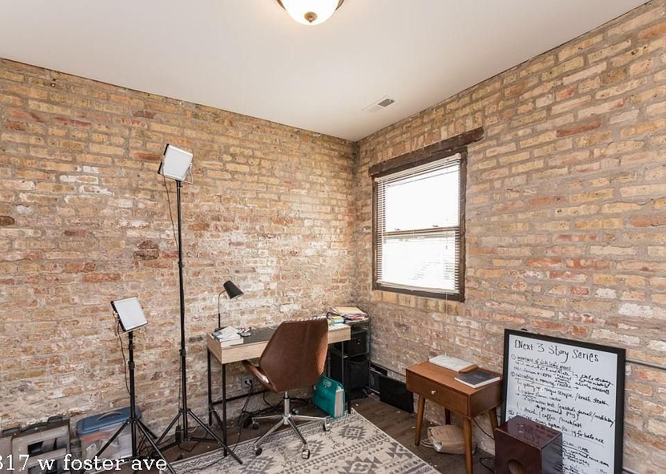 1st image of 2317 W Foster Ave #1512