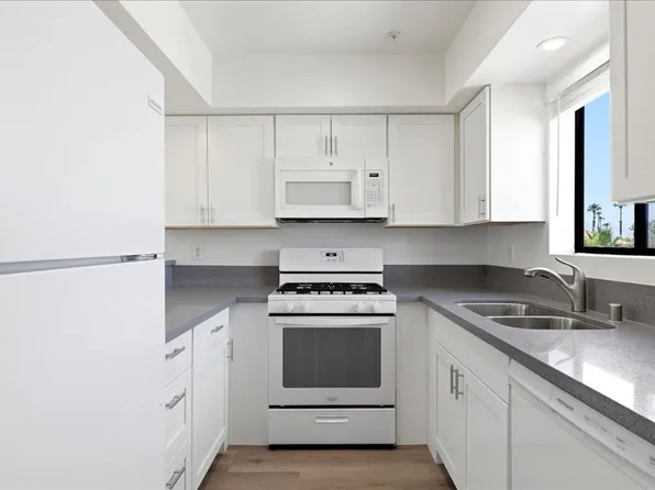44441 San Rafael Avenue, 44441 San Rafael Ave Unit 10, Palm Desert, CA 92260