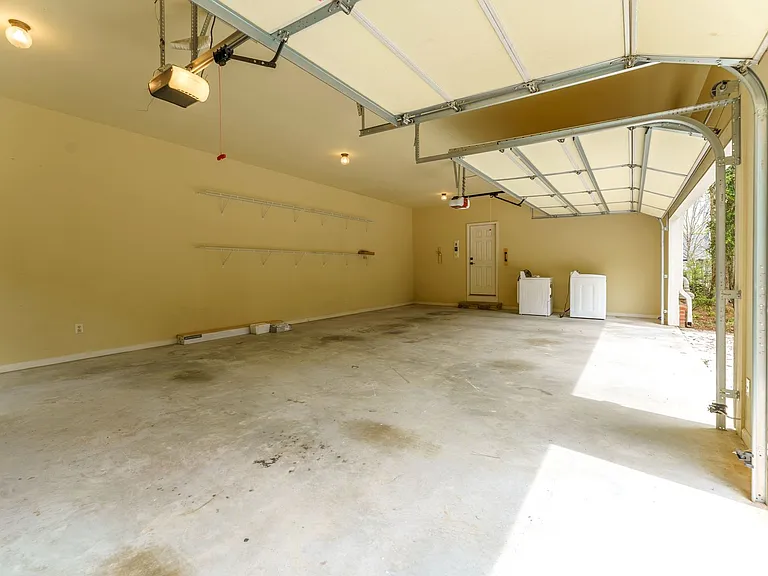 214 Chandler Walk — Photo 61
