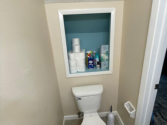 5th image of 611 Casa Park Ct