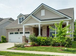 1869 Stonewater Dr, Hermitage, TN 37076