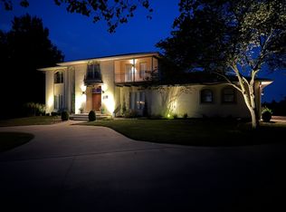 602 Hillside Dr, Chanute, KS 66720