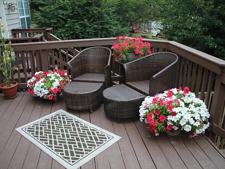 Deck