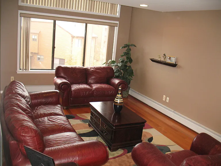 1 Schindler Dr — Photo 2