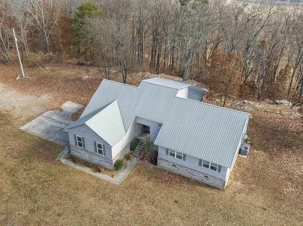 186 County Road 792, Flat Rock, AL 35966