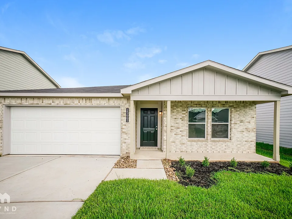 15661 Briar Forest Dr